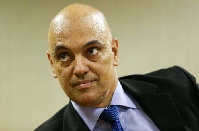 Moraes deve decidir sobre andamento de impeachment de Temer até próxima semana